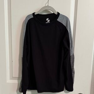 Place Sport Black and Gray Top